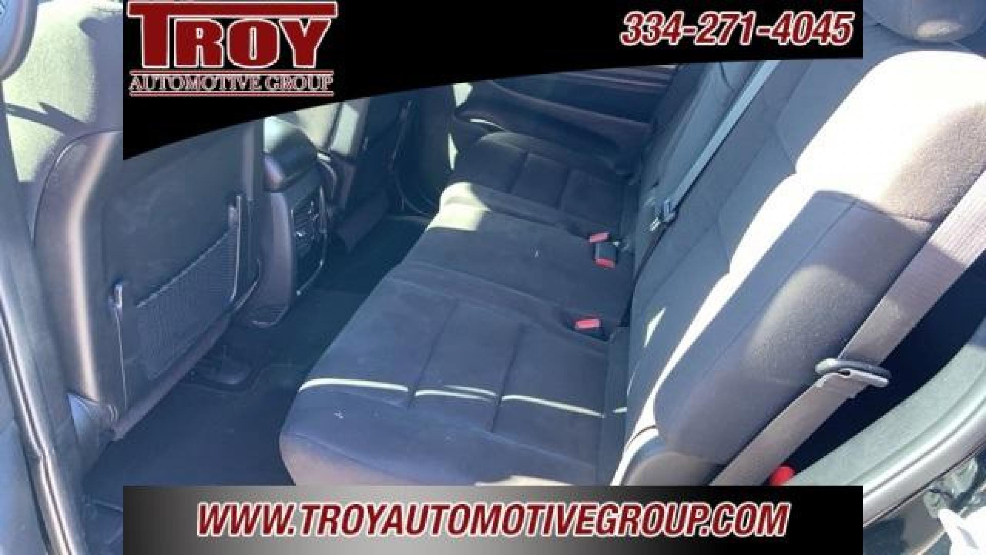 2020 DB Black Crystal Clearcoat /Black Dodge Durango SXT (1C4RDHAG8LC) with an 3.6L V6 24V VVT engine, Automatic transmission, located at 6812 Atlanta Hwy, Montgomery, AL, 36117, (334) 271-4045, 32.382118, -86.178673 - Photo#31