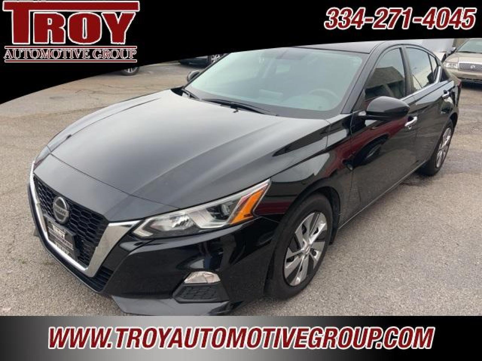 2020 Super Black Clearcoat /Charcoal Nissan Altima 2.5 S (1N4BL4BV9LN) with an 2.5L 4-Cylinder DOHC 16V engine, CVT transmission, located at 6812 Atlanta Hwy, Montgomery, AL, 36117, (334) 271-4045, 32.382118, -86.178673 - Photo #7