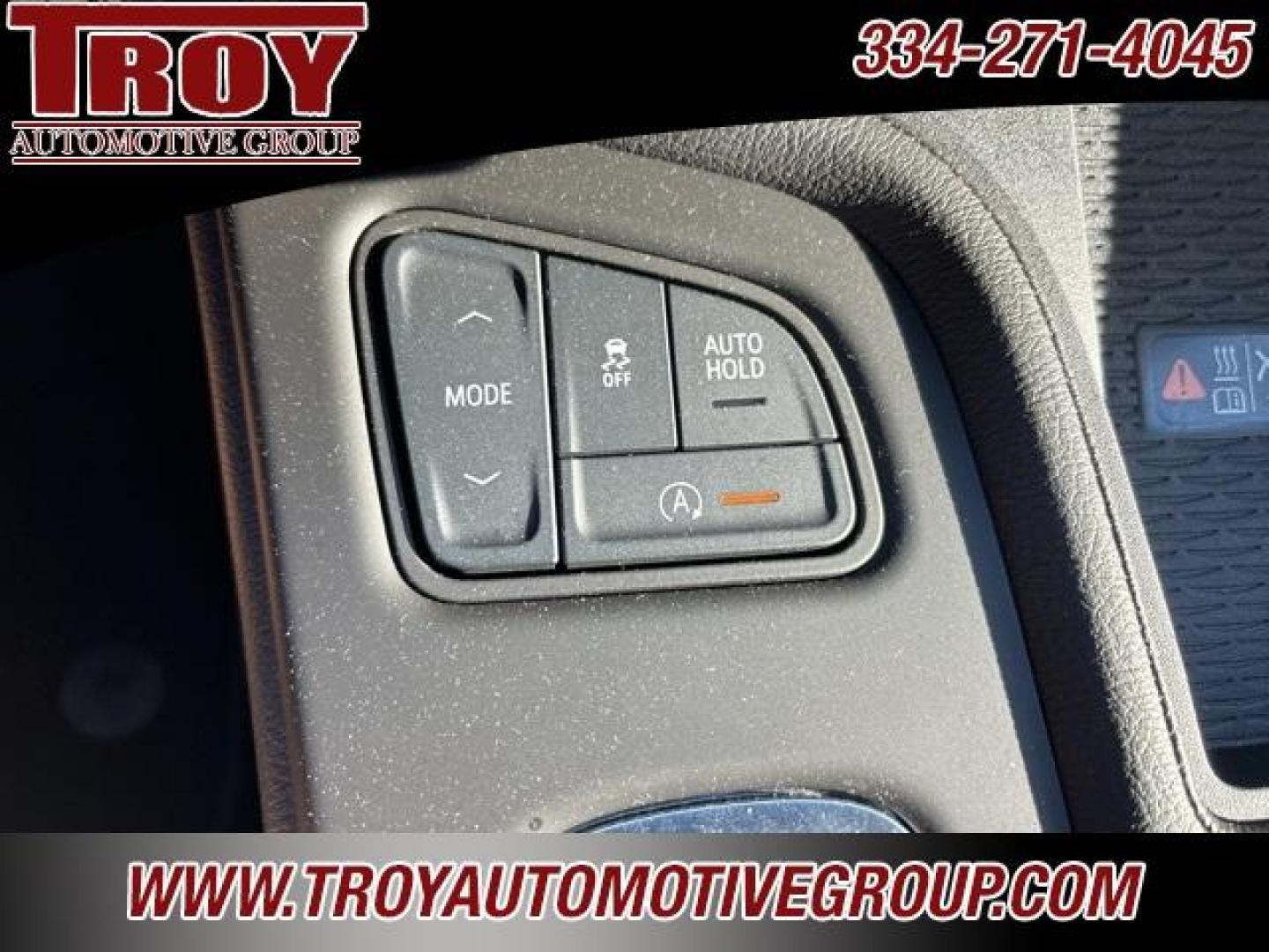 2023 Crystal White Tricoat /Whisper Beige Cadillac CT5 Luxury (1G6DW5RK1P0) with an 2.0L I4 Turbocharged DOHC 16V LEV3-SULEV30 237hp engine, Automatic transmission, located at 6812 Atlanta Hwy, Montgomery, AL, 36117, (334) 271-4045, 32.382118, -86.178673 - Priced below KBB Fair Purchase Price!<br><br>Crystal White Tricoat 2023 Cadillac CT5 Luxury RWD 2.0L I4 Turbocharged DOHC 16V LEV3-SULEV30 237hp 10-Speed Automatic<br><br>Financing Available---Top Value for Trades.<br><br>Odometer is 3750 miles below market average! 23/33 City/Highway MPG - Photo#40