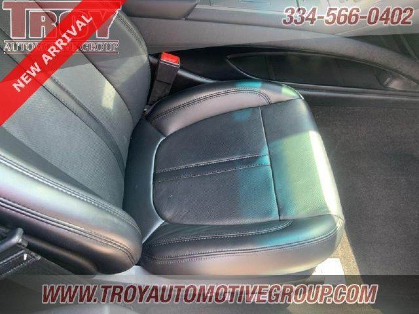 2020 Blue /Ebony Lincoln MKZ Reserve (3LN6L5E96LR) with an 2.0L I4 engine, Automatic transmission, located at 6812 Atlanta Hwy, Montgomery, AL, 36117, (334) 271-4045, 32.382118, -86.178673 - <br>Power Sunroof!!<br>2 Master Keys w/Remote Start!! - Photo#12