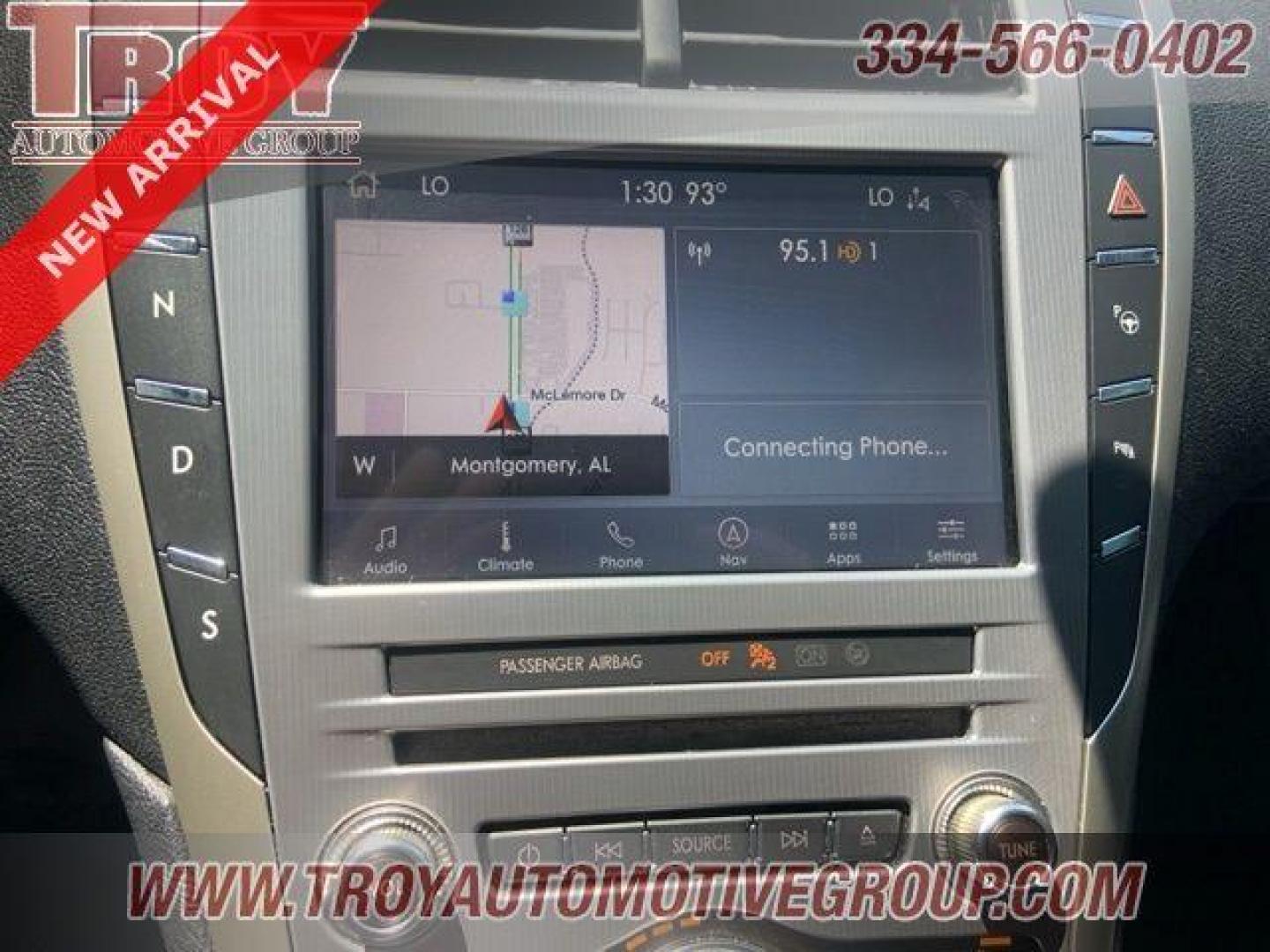 2020 Blue /Ebony Lincoln MKZ Reserve (3LN6L5E96LR) with an 2.0L I4 engine, Automatic transmission, located at 6812 Atlanta Hwy, Montgomery, AL, 36117, (334) 271-4045, 32.382118, -86.178673 - <br>Power Sunroof!!<br>2 Master Keys w/Remote Start!! - Photo#25