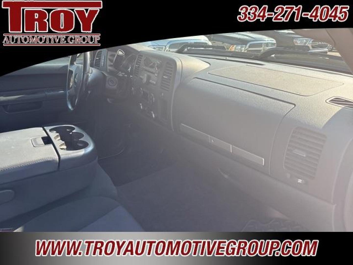 2013 Summit White /Ebony GMC Sierra 1500 SLE (3GTP2VE73DG) with an Vortec 5.3L V8 SFI VVT Flex Fuel engine, Automatic transmission, located at 6812 Atlanta Hwy, Montgomery, AL, 36117, (334) 271-4045, 32.382118, -86.178673 - Photo#30