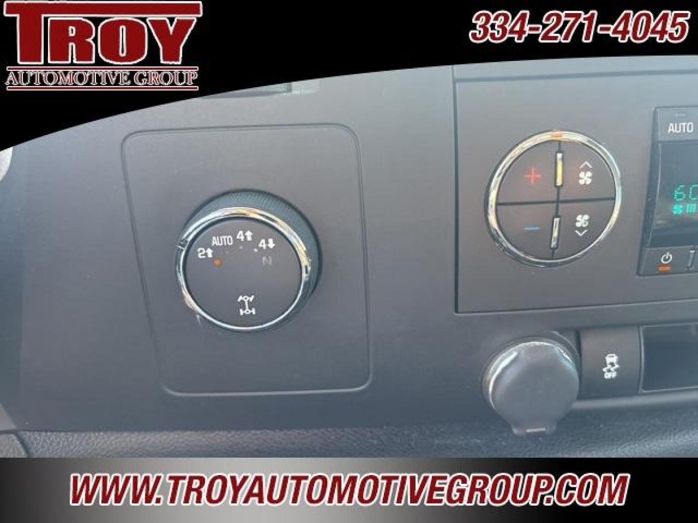 2013 Summit White /Ebony GMC Sierra 1500 SLE (3GTP2VE73DG) with an Vortec 5.3L V8 SFI VVT Flex Fuel engine, Automatic transmission, located at 6812 Atlanta Hwy, Montgomery, AL, 36117, (334) 271-4045, 32.382118, -86.178673 - Photo#35
