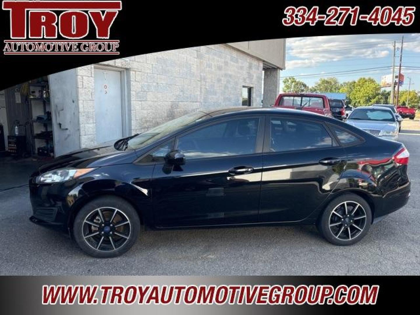 2019 Shadow Black /Charcoal Black Ford Fiesta SE (3FADP4BJ8KM) with an 1.6L I4 Ti-VCT engine, Automatic transmission, located at 6812 Atlanta Hwy, Montgomery, AL, 36117, (334) 271-4045, 32.382118, -86.178673 - Photo#1