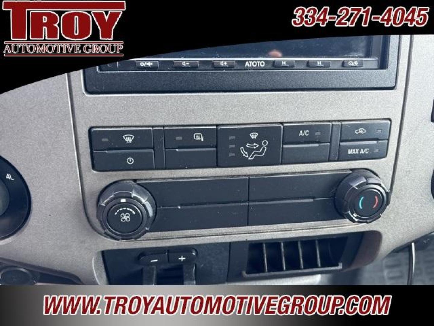 2012 Oxford White /Steel Ford F-250SD XLT (1FT7X2B68CE) with an 6.2L V8 EFI SOHC 16V Flex Fuel engine, Automatic transmission, located at 6812 Atlanta Hwy, Montgomery, AL, 36117, (334) 271-4045, 32.382118, -86.178673 - Photo#24