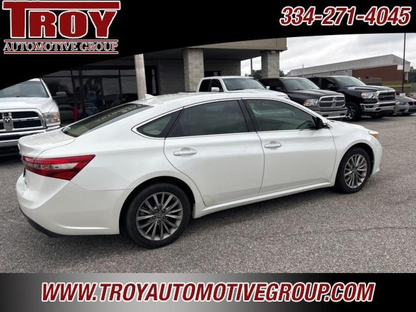 2017 Blizzard Pearl /Almond Toyota Avalon (4T1BK1EB3HU) with an 3.5L V6 DOHC Dual VVT-i 24V engine, Automatic transmission, located at 6812 Atlanta Hwy, Montgomery, AL, 36117, (334) 271-4045, 32.382118, -86.178673 - Photo#9