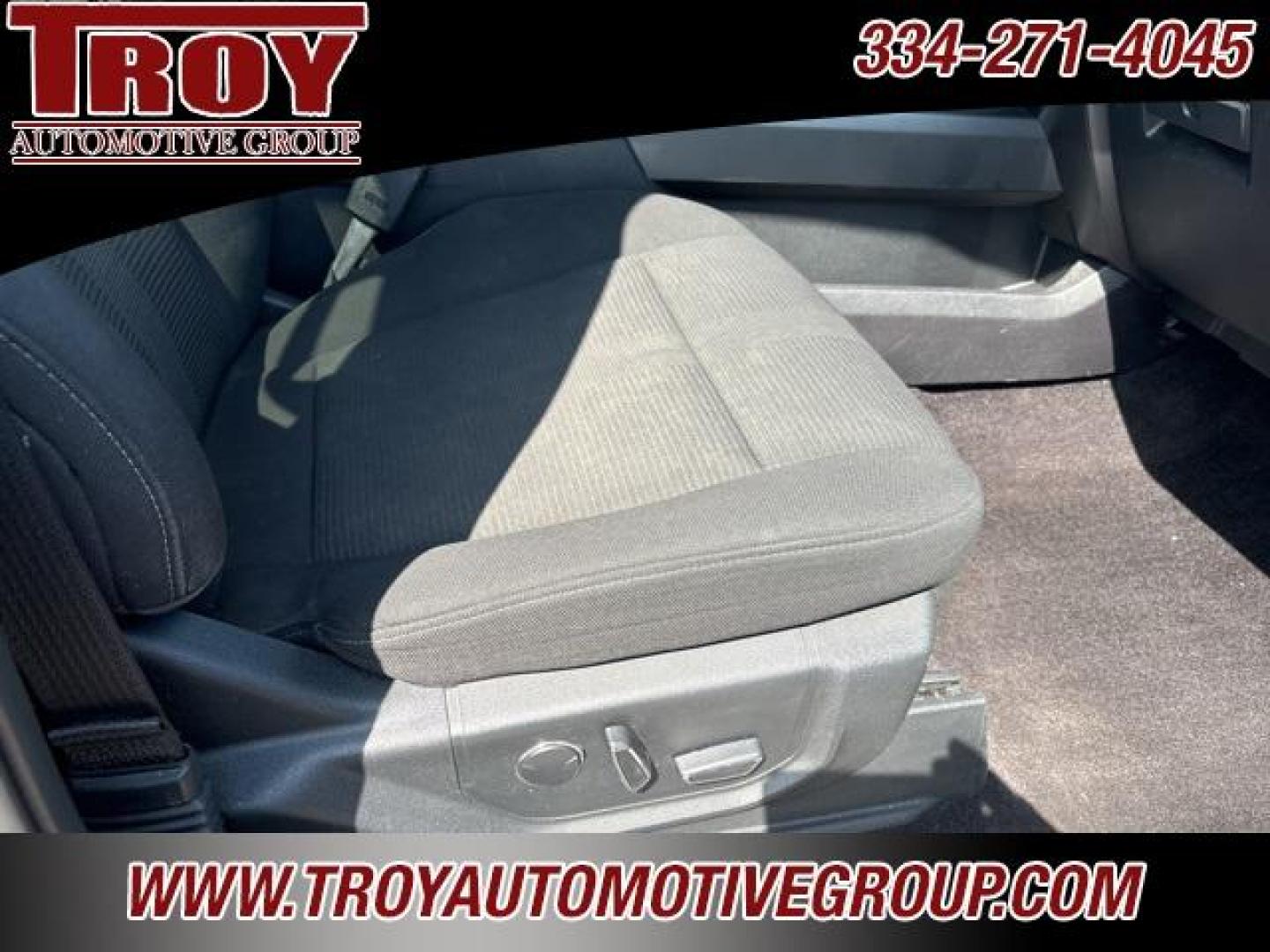 2017 Shadow Black /Black Ford F-150 XLT (1FTEW1EP0HK) with an 2.7L V6 EcoBoost engine, Automatic transmission, located at 6812 Atlanta Hwy, Montgomery, AL, 36117, (334) 271-4045, 32.382118, -86.178673 - Photo#35