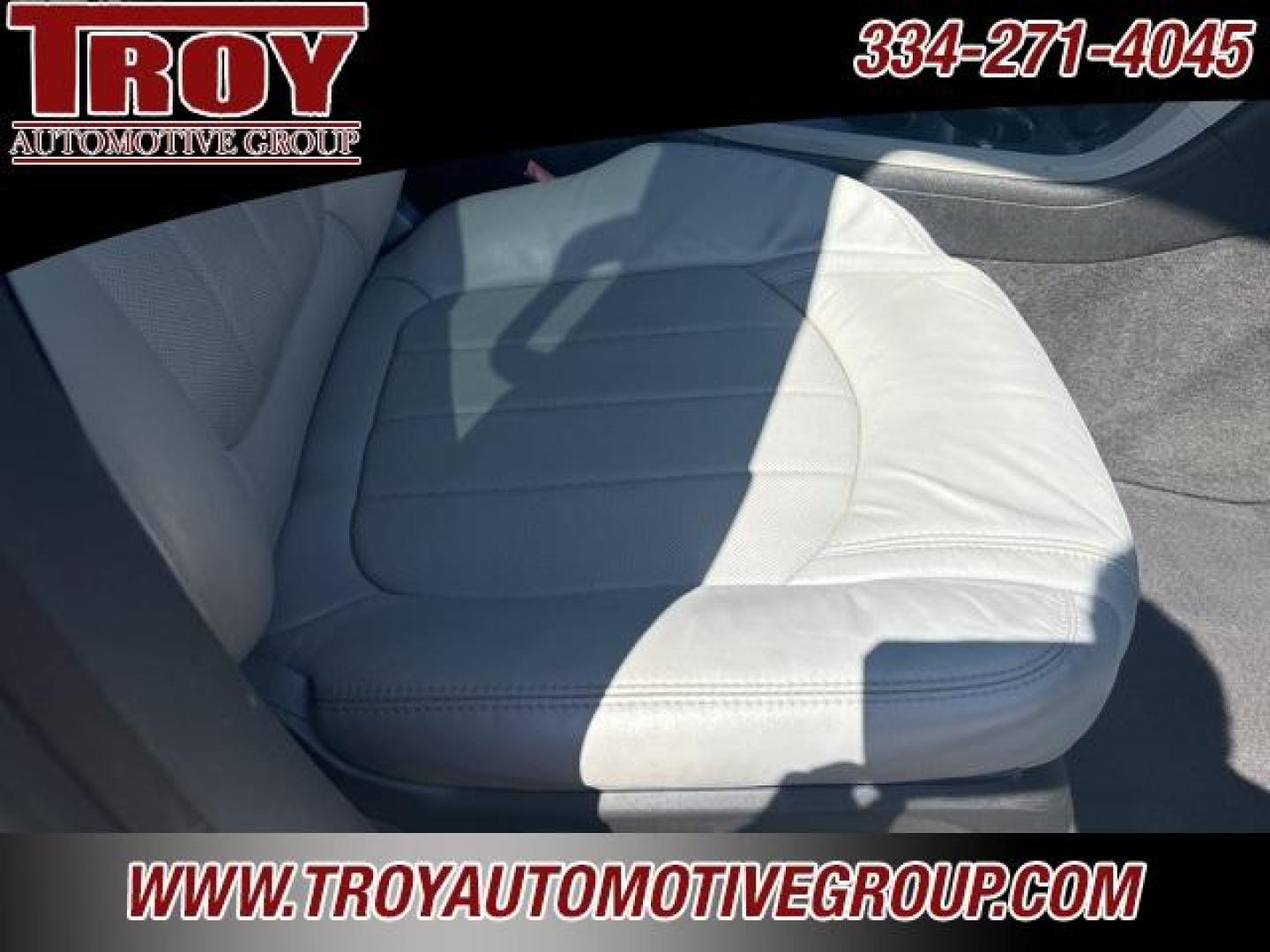 2012 White /Light Gray Chevrolet Traverse LTZ (1GNKVLED3CJ) with an 3.6L V6 SIDI engine, Automatic transmission, located at 6812 Atlanta Hwy, Montgomery, AL, 36117, (334) 271-4045, 32.382118, -86.178673 - Photo#32