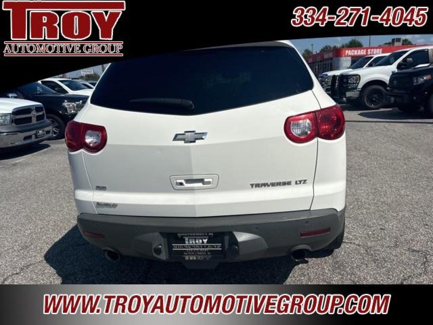 2012 White /Light Gray Chevrolet Traverse LTZ (1GNKVLED3CJ) with an 3.6L V6 SIDI engine, Automatic transmission, located at 6812 Atlanta Hwy, Montgomery, AL, 36117, (334) 271-4045, 32.382118, -86.178673 - Photo#5