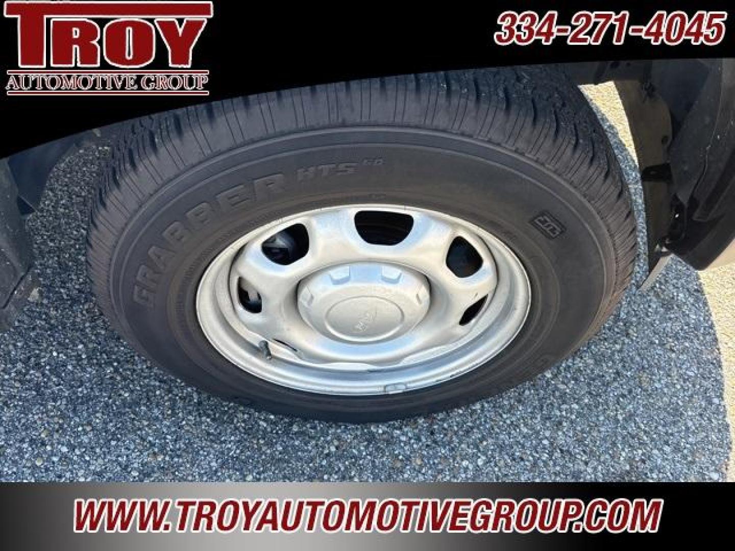 2017 Oxford White /Dark Earth Gray Ford F-150 XL (1FTMF1C85HK) with an 3.5L V6 Ti-VCT engine, Automatic transmission, located at 6812 Atlanta Hwy, Montgomery, AL, 36117, (334) 271-4045, 32.382118, -86.178673 - Photo#19