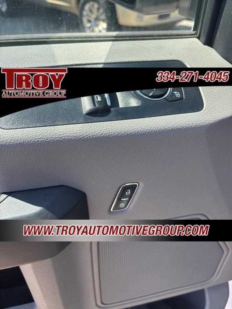 2017 Oxford White /Dark Earth Gray Ford F-150 XL (1FTMF1C85HK) with an 3.5L V6 Ti-VCT engine, Automatic transmission, located at 6812 Atlanta Hwy, Montgomery, AL, 36117, (334) 271-4045, 32.382118, -86.178673 - Photo#30