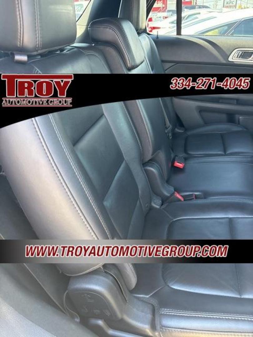 2013 Sterling Gray Metallic /Charcoal Black Ford Explorer XLT (1FM5K7D88DG) with an 3.5L 6-Cylinder SMPI DOHC engine, Automatic transmission, located at 6812 Atlanta Hwy, Montgomery, AL, 36117, (334) 271-4045, 32.382118, -86.178673 - Photo#15