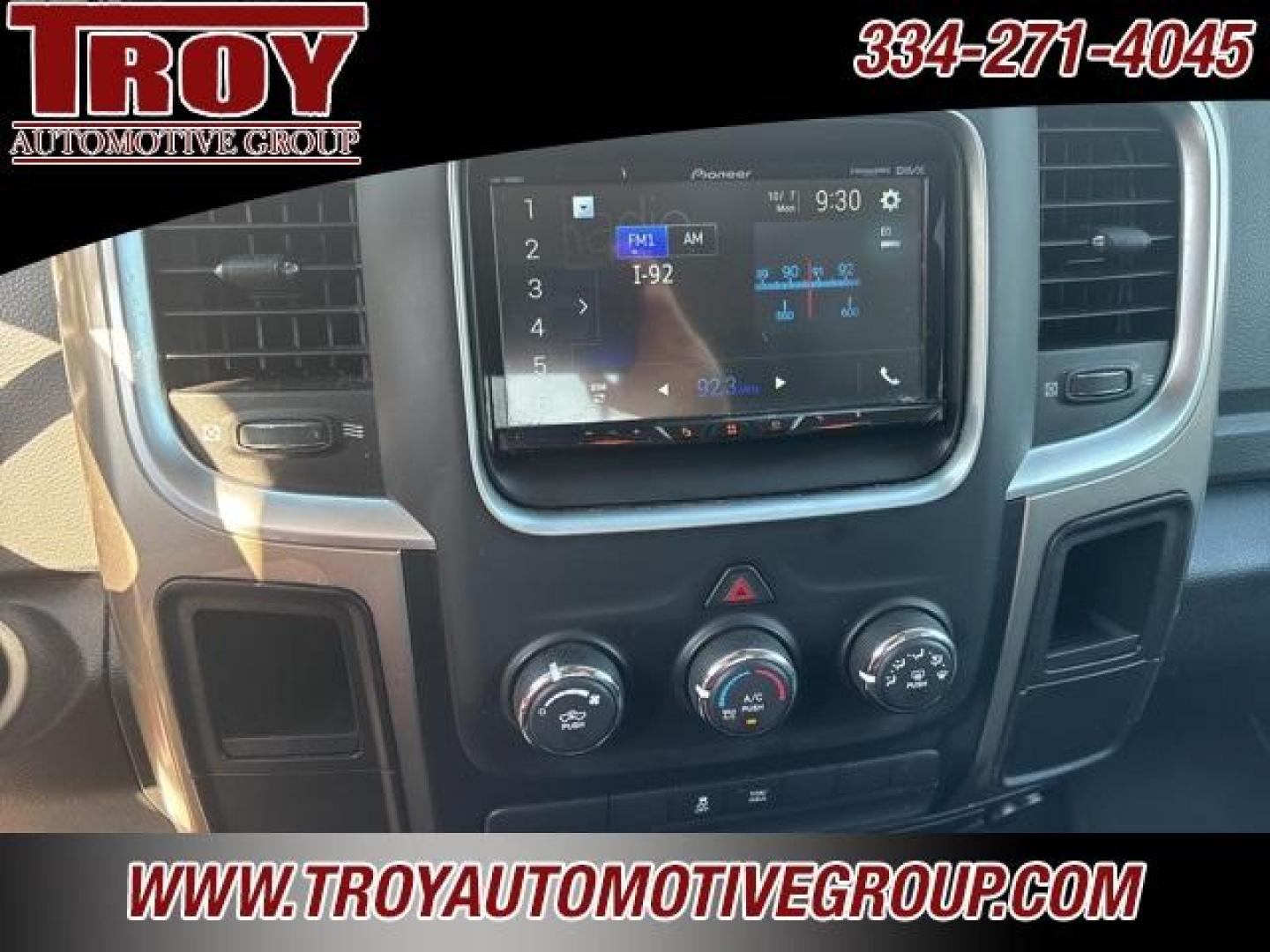 2013 Flame Red Clearcoat /Diesel Gray/Black Ram 1500 SLT (1C6RR6GP5DS) with an 4.7L V8 FFV engine, Automatic transmission, located at 6812 Atlanta Hwy, Montgomery, AL, 36117, (334) 271-4045, 32.382118, -86.178673 - Photo#45