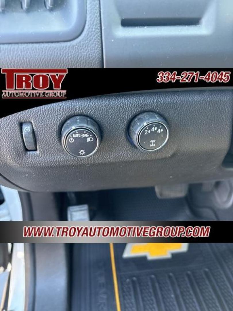 2019 Summit White /Black Chevrolet Colorado LT (1GCGTCEN8K1) with an V6 engine, Automatic transmission, located at 6812 Atlanta Hwy, Montgomery, AL, 36117, (334) 271-4045, 32.382118, -86.178673 - Photo#38
