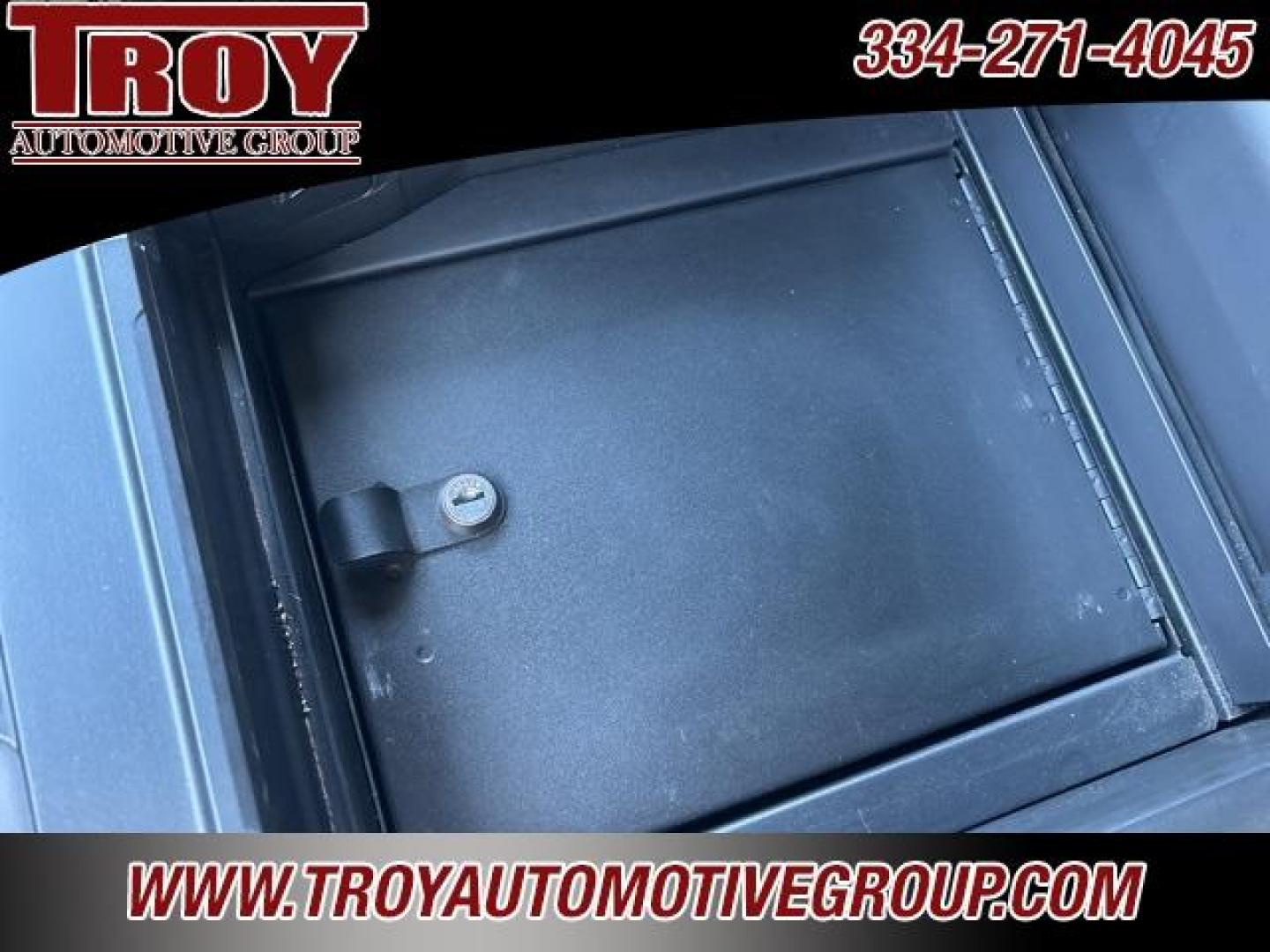 2022 Black Metallic /Black Ford F-150 XLT (1FTFW1E55NF) with an 5.0L V8 engine, Automatic transmission, located at 6812 Atlanta Hwy, Montgomery, AL, 36117, (334) 271-4045, 32.382118, -86.178673 - Photo#83