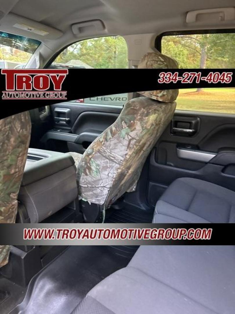 2018 Silver Ice Metallic /Black Chevrolet Silverado 1500 LT (3GCUKREC4JG) with an EcoTec3 5.3L V8 engine, Automatic transmission, located at 6812 Atlanta Hwy, Montgomery, AL, 36117, (334) 271-4045, 32.382118, -86.178673 - Photo#27