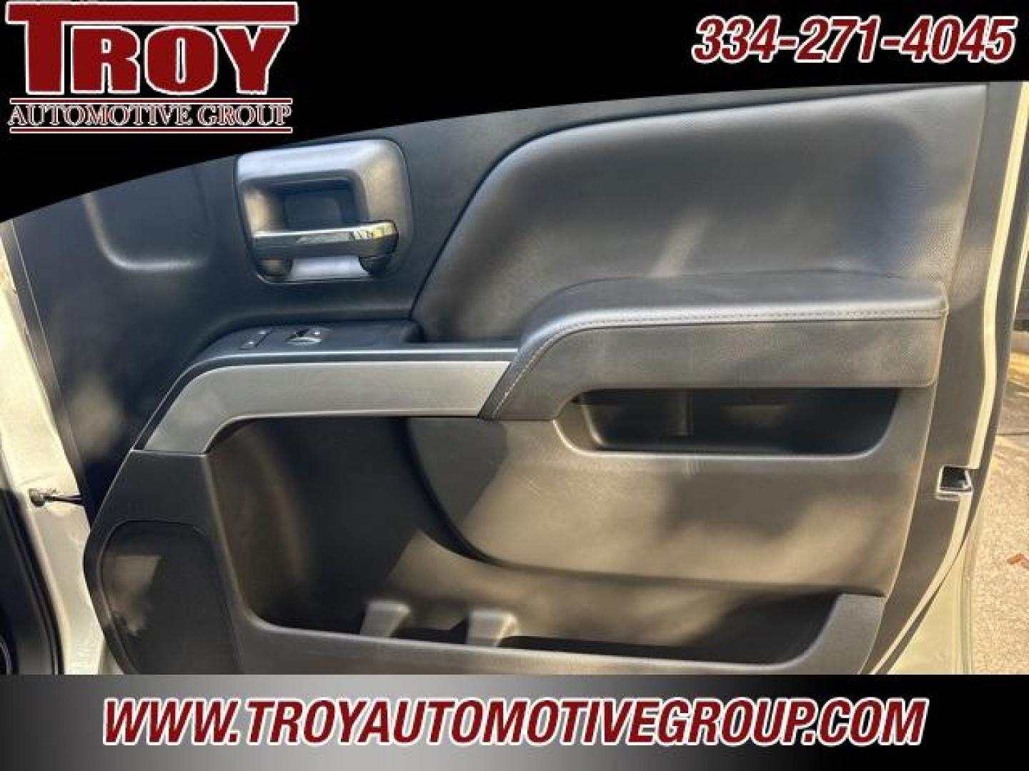 2018 Silver Ice Metallic /Black Chevrolet Silverado 1500 LT (3GCUKREC4JG) with an EcoTec3 5.3L V8 engine, Automatic transmission, located at 6812 Atlanta Hwy, Montgomery, AL, 36117, (334) 271-4045, 32.382118, -86.178673 - Photo#32