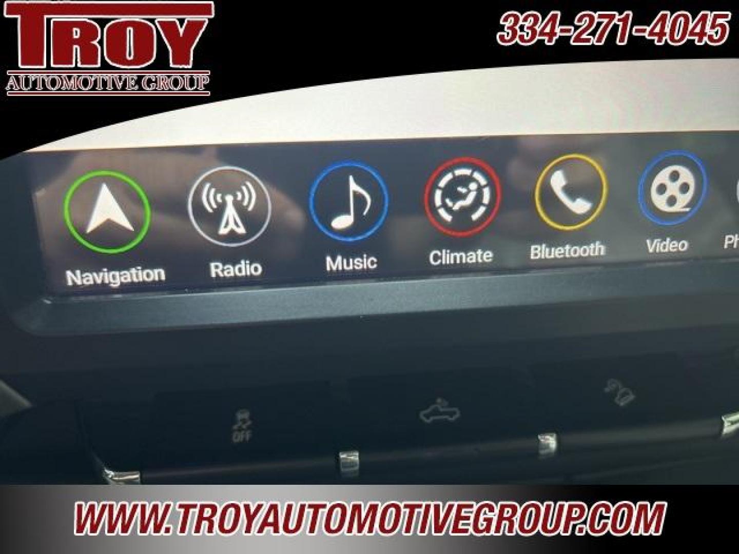 2018 Silver Ice Metallic /Black Chevrolet Silverado 1500 LT (3GCUKREC4JG) with an EcoTec3 5.3L V8 engine, Automatic transmission, located at 6812 Atlanta Hwy, Montgomery, AL, 36117, (334) 271-4045, 32.382118, -86.178673 - Photo#45