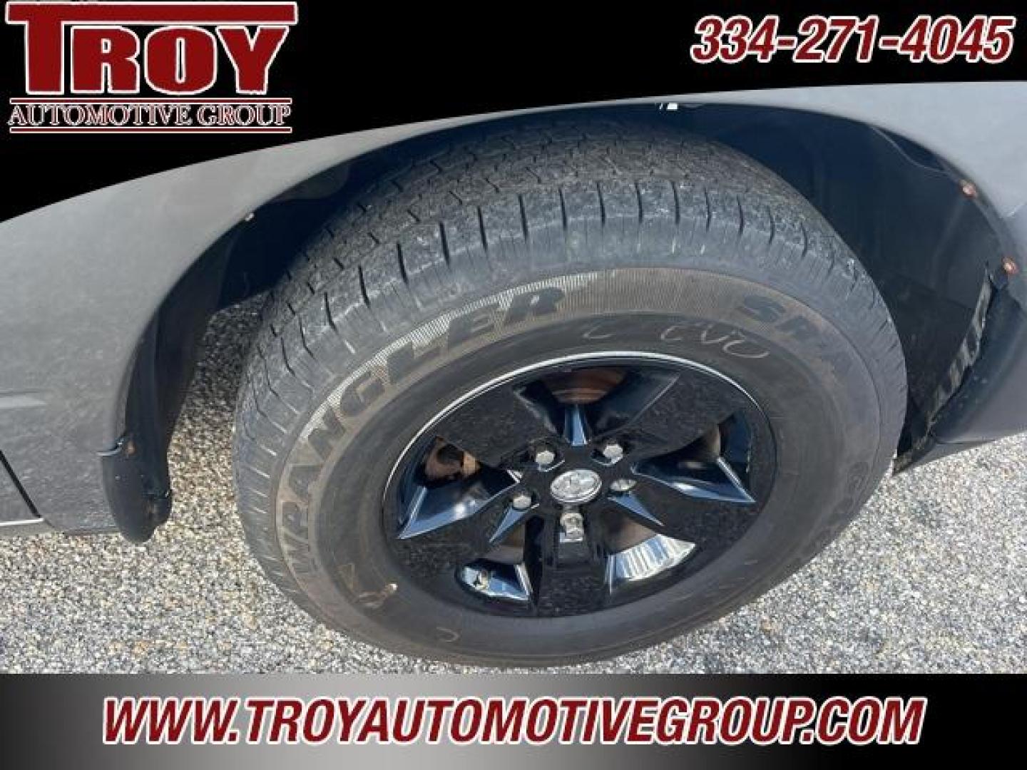 2012 Mineral Gray Metallic Clearcoat /Dark Slate/Medium Graystone Ram 1500 ST (1C6RD6KP1CS) with an 4.7L V8 FFV engine, Automatic transmission, located at 6812 Atlanta Hwy, Montgomery, AL, 36117, (334) 271-4045, 32.382118, -86.178673 - Photo#13