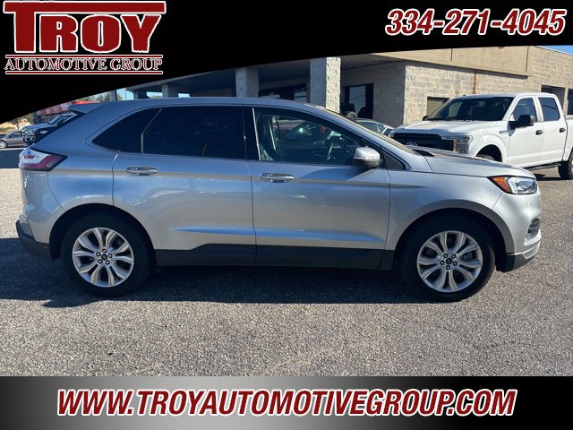 photo of 2022 Ford Edge Titanium