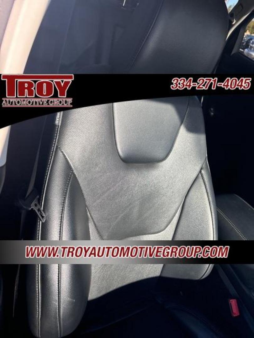 2022 Silver Metallic /Ebony Ford Edge Titanium (2FMPK4K95NB) with an EcoBoost 2.0L I4 GTDi DOHC Turbocharged VCT engine, Automatic transmission, located at 6812 Atlanta Hwy, Montgomery, AL, 36117, (334) 271-4045, 32.382118, -86.178673 - Priced below KBB Fair Purchase Price!<br><br>Silver Metallic 2022 Ford Edge Titanium AWD EcoBoost 2.0L I4 GTDi DOHC Turbocharged VCT 8-Speed Automatic<br><br>Financing Available---Top Value for Trades.<br><br>21/28 City/Highway MPG - Photo#22