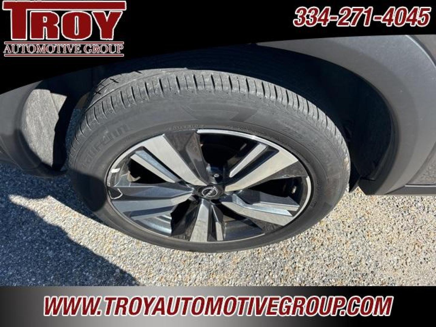 2023 Gun Metallic /Charcoal Nissan Rogue SL (5N1BT3CB8PC) with an 1.5L I3 Turbocharged DOHC 12V LEV3-ULEV50 201hp engine, CVT transmission, located at 6812 Atlanta Hwy, Montgomery, AL, 36117, (334) 271-4045, 32.382118, -86.178673 - Priced below KBB Fair Purchase Price!<br><br>Gun Metallic 2023 Nissan Rogue SL AWD 1.5L I3 Turbocharged DOHC 12V LEV3-ULEV50 201hp CVT with Xtronic<br><br>Financing Available---Top Value for Trades.<br><br>28/34 City/Highway MPG - Photo#18