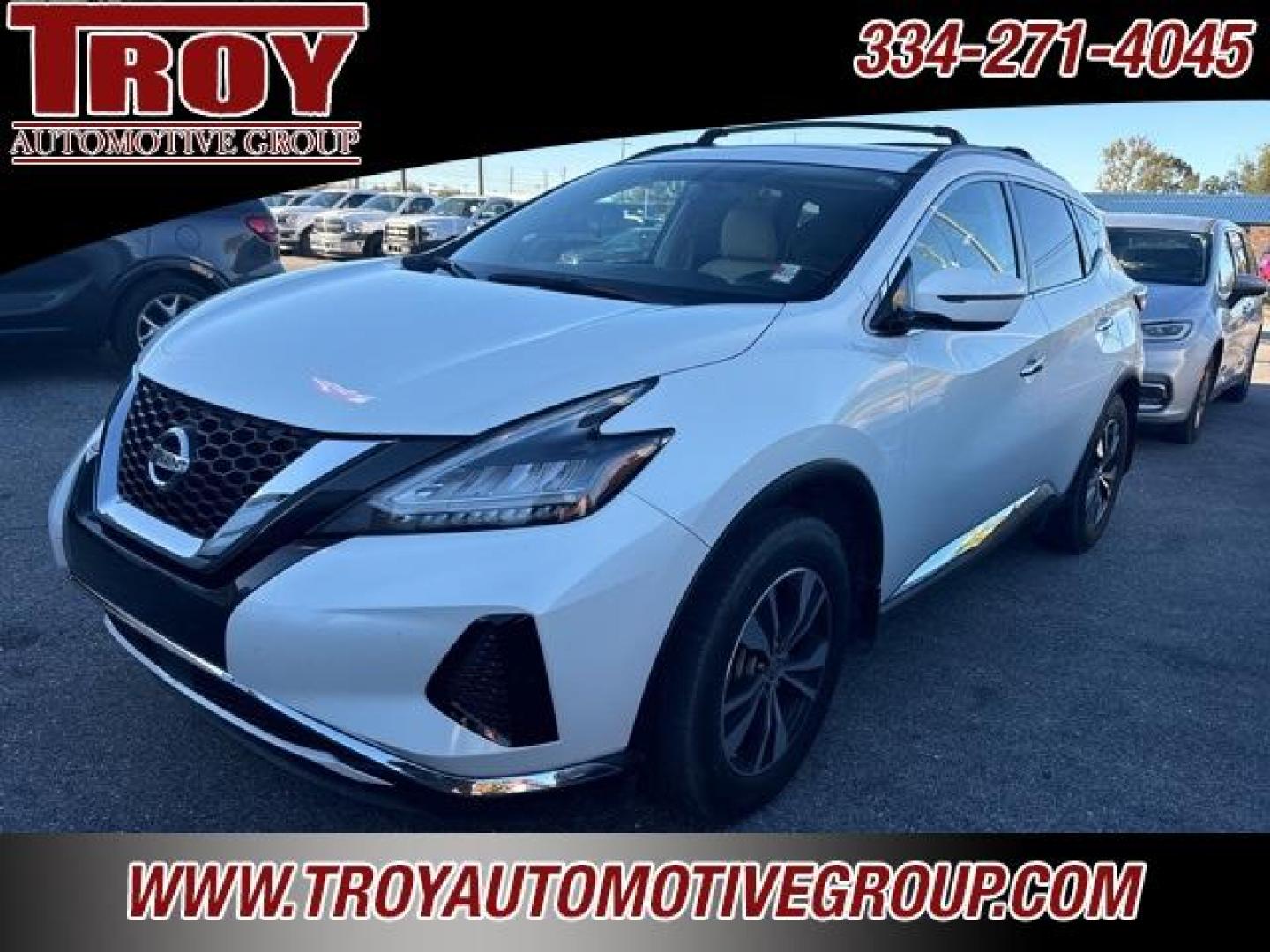 2019 Pearl White Tricoat /Cashmere Nissan Murano SV (5N1AZ2MJ6KN) with an 3.5L V6 DOHC 24V engine, CVT transmission, located at 6812 Atlanta Hwy, Montgomery, AL, 36117, (334) 271-4045, 32.382118, -86.178673 - Leather!!<br>Weather Tech Floor Mats!!<br>Luggage Rack!! - Photo#5