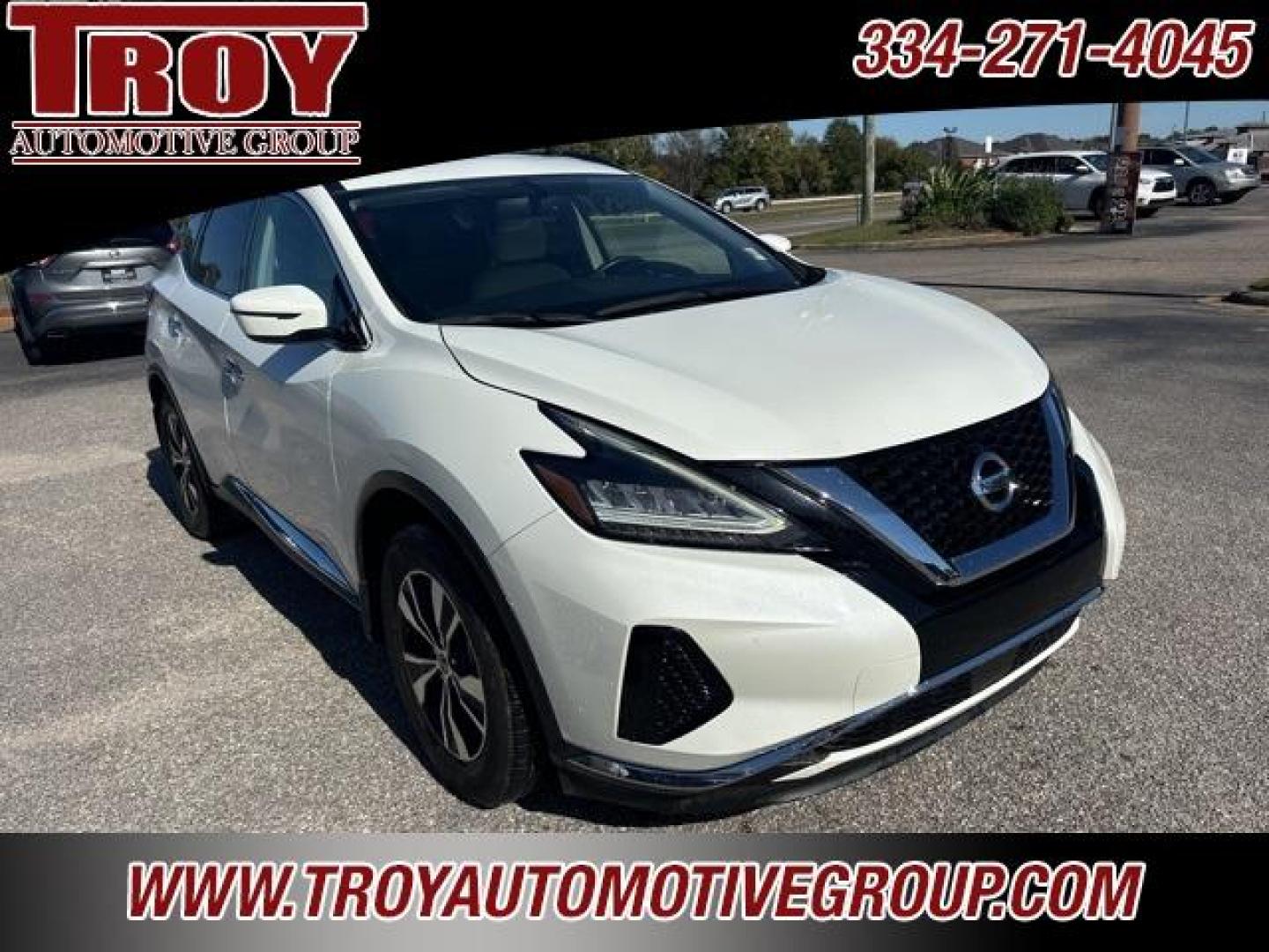 2019 Pearl White Tricoat /Cashmere Nissan Murano SV (5N1AZ2MJ6KN) with an 3.5L V6 DOHC 24V engine, CVT transmission, located at 6812 Atlanta Hwy, Montgomery, AL, 36117, (334) 271-4045, 32.382118, -86.178673 - Leather!!<br>Weather Tech Floor Mats!!<br>Luggage Rack!! - Photo#11