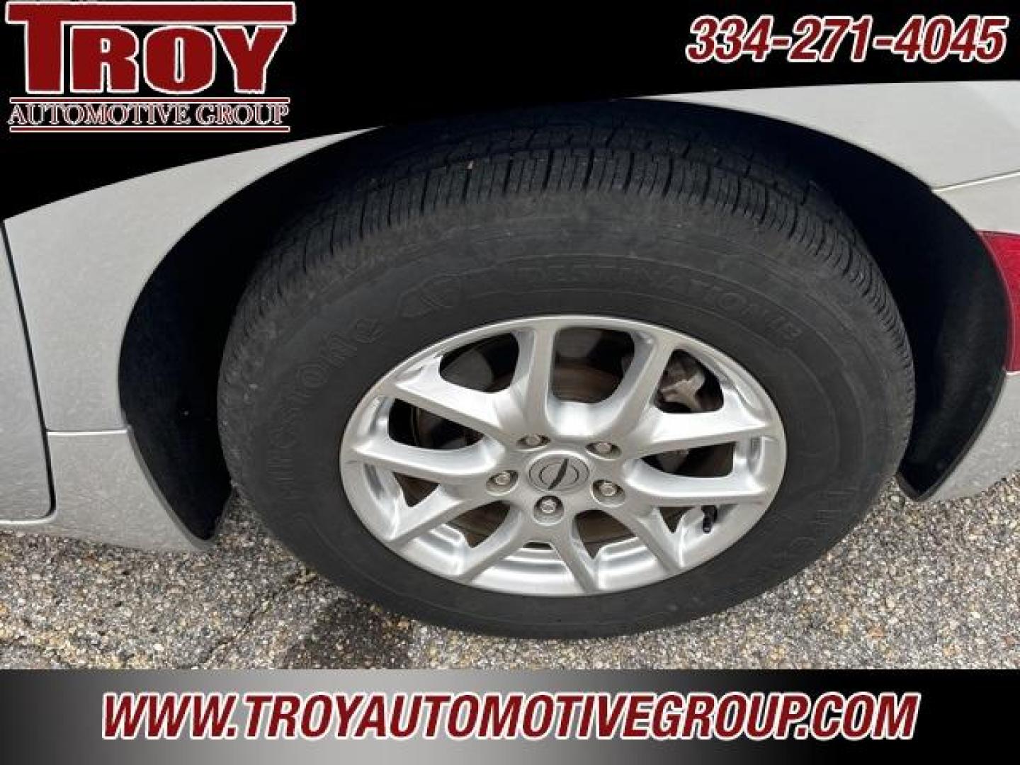 2023 Silver Mist Clearcoat /Black/Alloy/Black Chrysler Pacifica Touring L (2C4RC1BG9PR) with an 3.6L V6 24V VVT engine, Automatic transmission, located at 6812 Atlanta Hwy, Montgomery, AL, 36117, (334) 271-4045, 32.382118, -86.178673 - Priced below KBB Fair Purchase Price!<br><br>Silver Mist Clearcoat 2023 Chrysler Pacifica Touring L FWD 3.6L V6 24V VVT 9-Speed 948TE Automatic<br><br>Financing Available---Top Value for Trades.<br><br>19/28 City/Highway MPG - Photo#16
