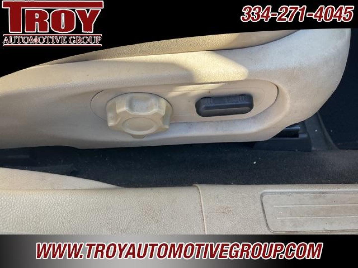 2013 Brown Metallic /Dune Ford Taurus SEL (1FAHP2E8XDG) with an 3.5L 6-Cylinder SMPI Flex Fuel DOHC engine, Automatic transmission, located at 6812 Atlanta Hwy, Montgomery, AL, 36117, (334) 271-4045, 32.382118, -86.178673 - 1-Owner!<br>2-Master Keys!! - Photo#25