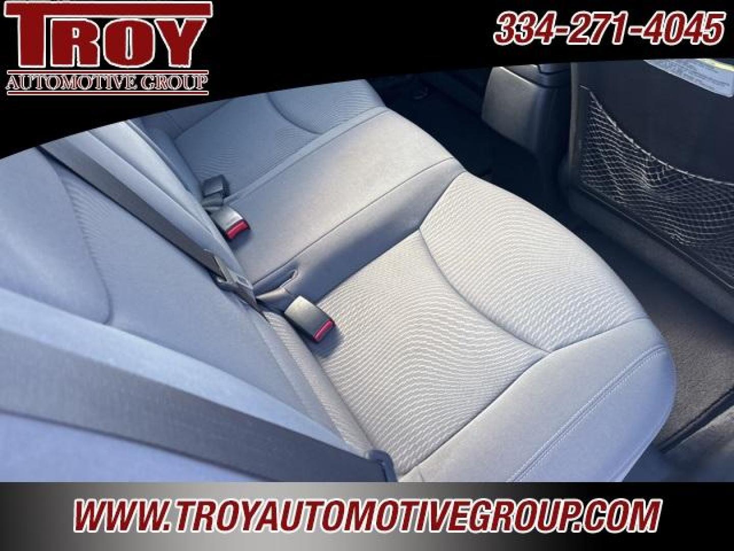 2015 Black Noir Pearl /Gray Hyundai Elantra SE (KMHDH4AE2FU) with an 1.8L I4 MPI DOHC 16V ULEV II 145hp engine, Automatic transmission, located at 6812 Atlanta Hwy, Montgomery, AL, 36117, (334) 271-4045, 32.382118, -86.178673 - Photo#21