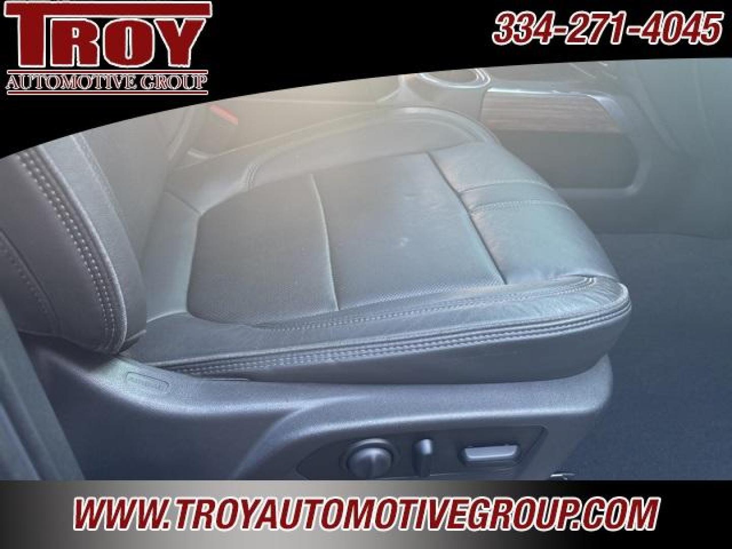 2021 Mosaic Black Metallic /Jet Black Chevrolet Silverado 2500HD High Country (1GC4YREY6MF) with an Duramax 6.6L V8 Turbodiesel engine, Automatic transmission, located at 6812 Atlanta Hwy, Montgomery, AL, 36117, (334) 271-4045, 32.382118, -86.178673 - Photo#38
