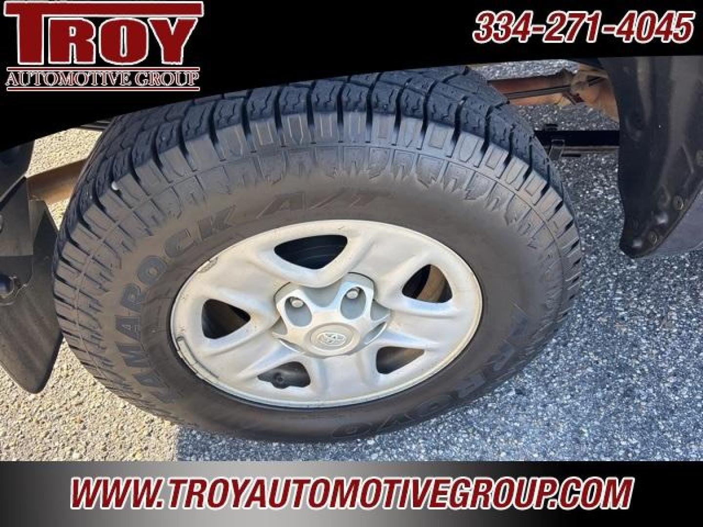 2018 Magnetic Gray Metallic /Graphite Toyota Tundra SR5 (5TFDW5F17JX) with an 5.7L 8-Cylinder SMPI DOHC engine, Automatic transmission, located at 6812 Atlanta Hwy, Montgomery, AL, 36117, (334) 271-4045, 32.382118, -86.178673 - Priced below KBB Fair Purchase Price!<br><br>Magnetic Gray Metallic 2018 Toyota Tundra SR5 4WD 5.7L 8-Cylinder SMPI DOHC 6-Speed Automatic Electronic with Overdrive<br><br>Financing Available---Top Value for Trades.<br><br><br>Awards:<br> * 2018 KBB.com Best Resale Value Awards * 2018 KBB.com 10 - Photo#16