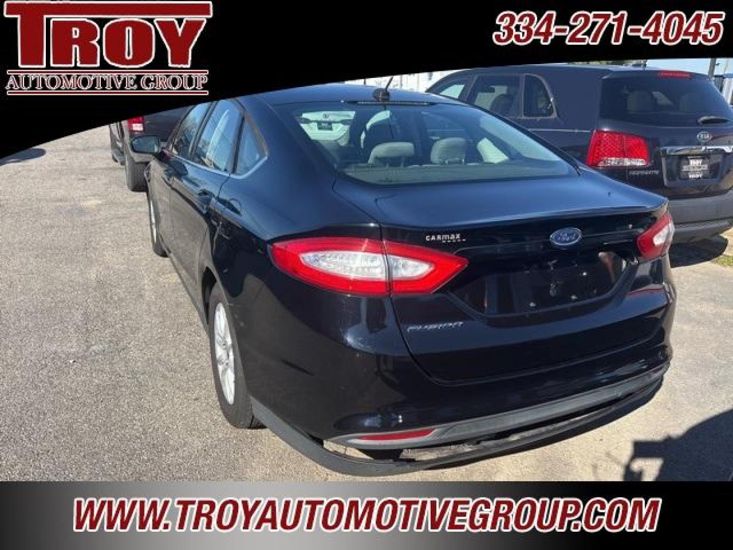2016 Shadow Black /Gray Ford Fusion S (3FA6P0G76GR) with an 2.5L iVCT engine, Automatic transmission, located at 6812 Atlanta Hwy, Montgomery, AL, 36117, (334) 271-4045, 32.382118, -86.178673 - Shadow Black 2016 Ford Fusion S FWD 2.5L iVCT 6-Speed Automatic<br><br>Financing Available---Top Value for Trades.<br><br>Odometer is 23383 miles below market average! 22/34 City/Highway MPG<br><br><br>Awards:<br> * 2016 KBB.com 10 Best Sedans Under $25,000 * 2016 KBB.com Brand Image Awards<br><b - Photo#3