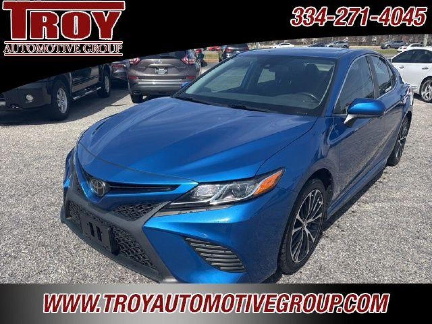 2019 Galactic Aqua Mica /Black Toyota Camry SE (4T1B11HK6KU) with an 2.5L I4 DOHC 16V engine, Automatic transmission, located at 6812 Atlanta Hwy, Montgomery, AL, 36117, (334) 271-4045, 32.382118, -86.178673 - Photo#4