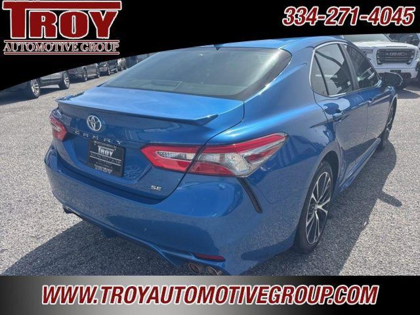 2019 Galactic Aqua Mica /Black Toyota Camry SE (4T1B11HK6KU) with an 2.5L I4 DOHC 16V engine, Automatic transmission, located at 6812 Atlanta Hwy, Montgomery, AL, 36117, (334) 271-4045, 32.382118, -86.178673 - Photo#11