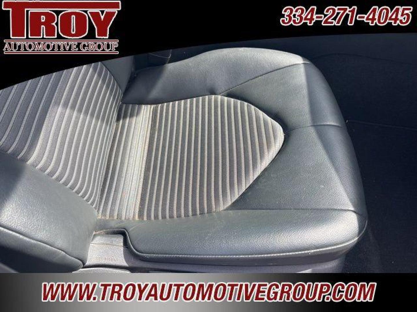 2019 Galactic Aqua Mica /Black Toyota Camry SE (4T1B11HK6KU) with an 2.5L I4 DOHC 16V engine, Automatic transmission, located at 6812 Atlanta Hwy, Montgomery, AL, 36117, (334) 271-4045, 32.382118, -86.178673 - Photo#23