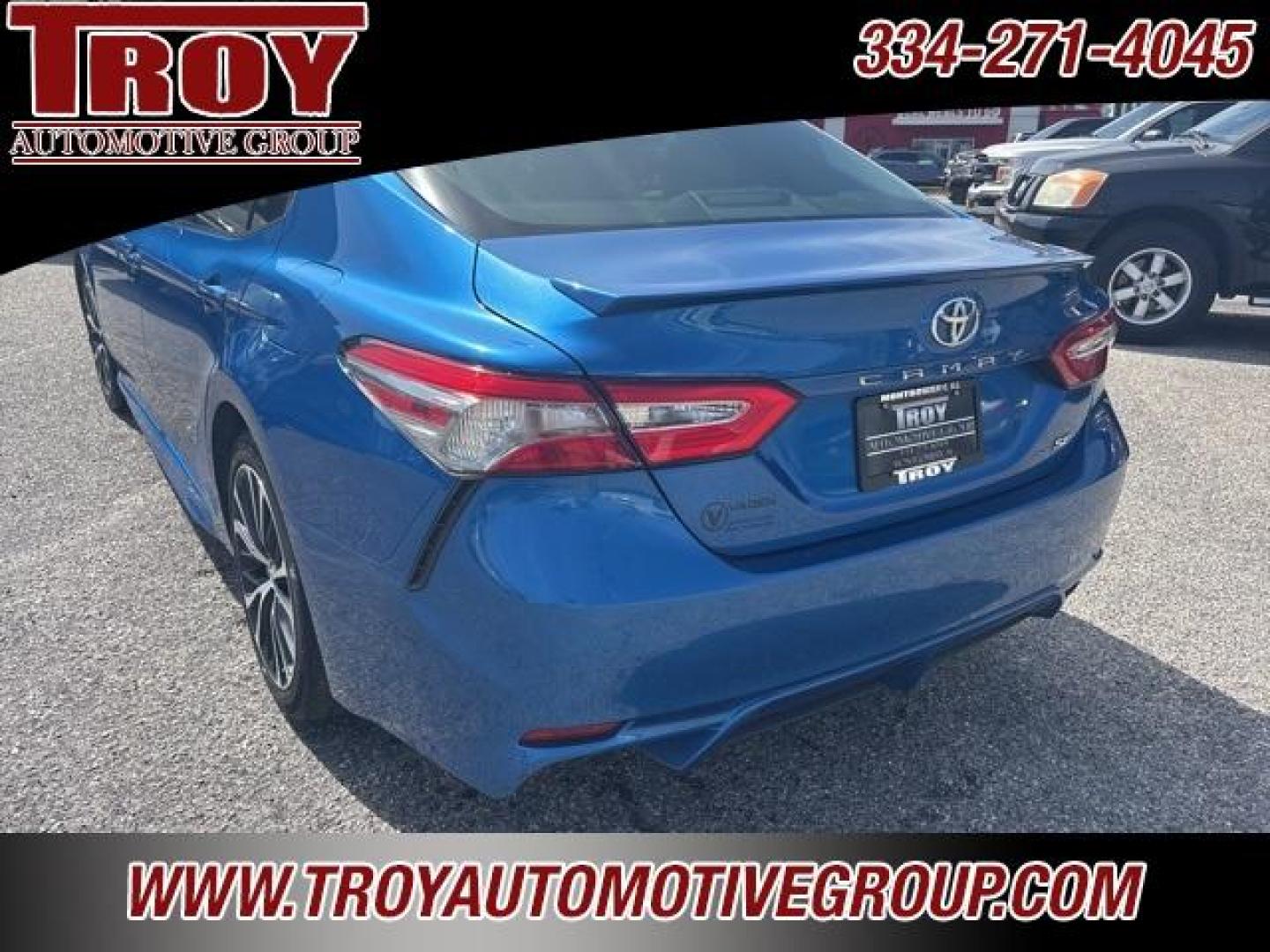 2019 Galactic Aqua Mica /Black Toyota Camry SE (4T1B11HK6KU) with an 2.5L I4 DOHC 16V engine, Automatic transmission, located at 6812 Atlanta Hwy, Montgomery, AL, 36117, (334) 271-4045, 32.382118, -86.178673 - 1-Owner!!<br>Power Sunroof!! - Photo#14