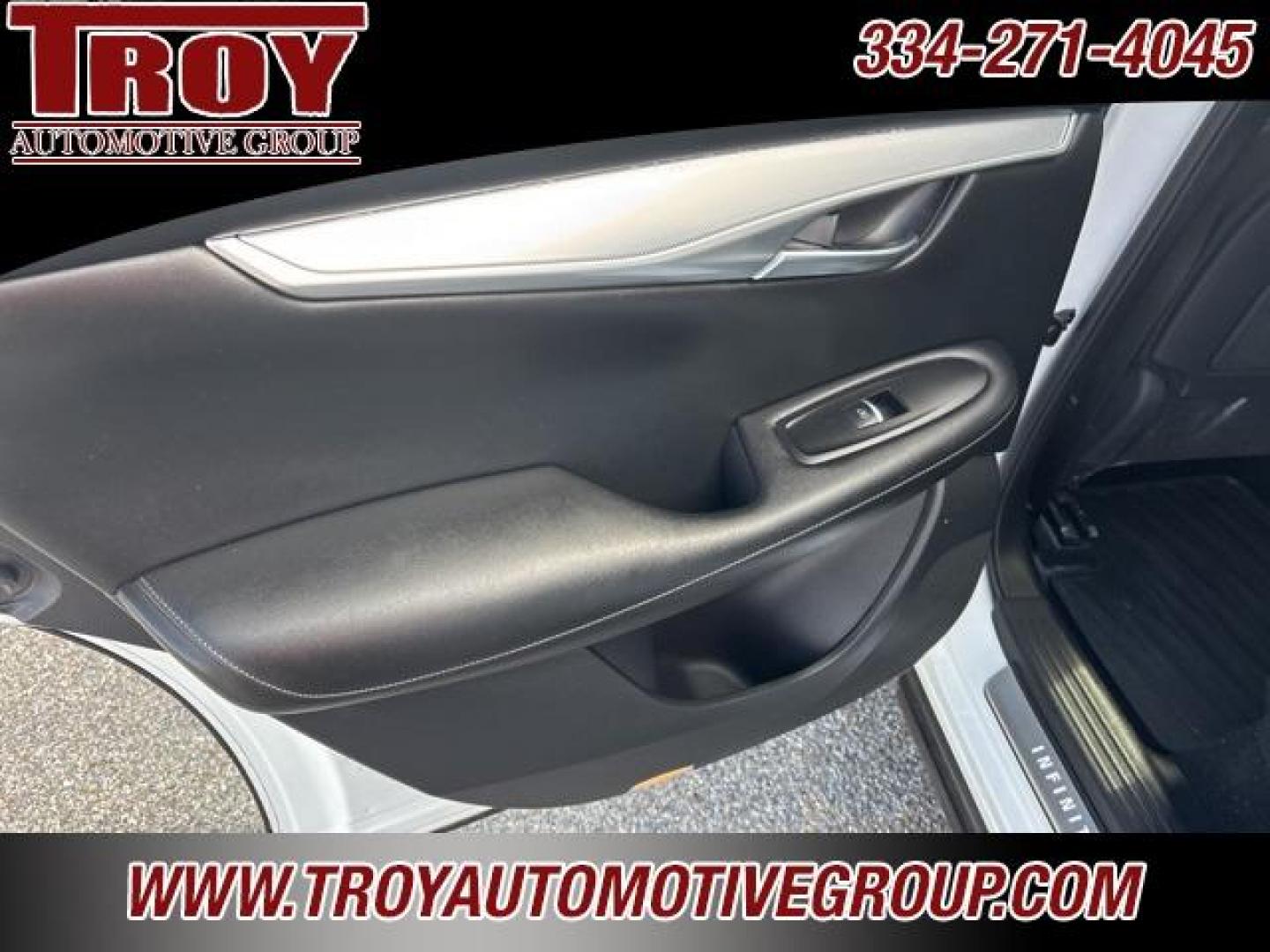 2020 Lunar White /Graphite INFINITI QX50 LUXE (3PCAJ5M1XLF) with an I4 engine, CVT transmission, located at 6812 Atlanta Hwy, Montgomery, AL, 36117, (334) 271-4045, 32.382118, -86.178673 - Photo#21
