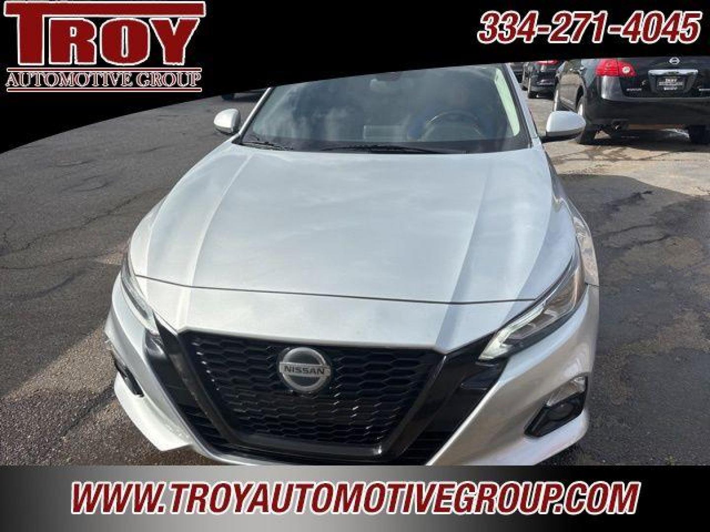 2019 Brilliant Silver Metallic /Charcoal Nissan Altima 2.5 SV (1N4BL4DV4KC) with an 2.5L 4-Cylinder DOHC 16V engine, CVT transmission, located at 6812 Atlanta Hwy, Montgomery, AL, 36117, (334) 271-4045, 32.382118, -86.178673 - Power Sunrrof!! - Photo#4
