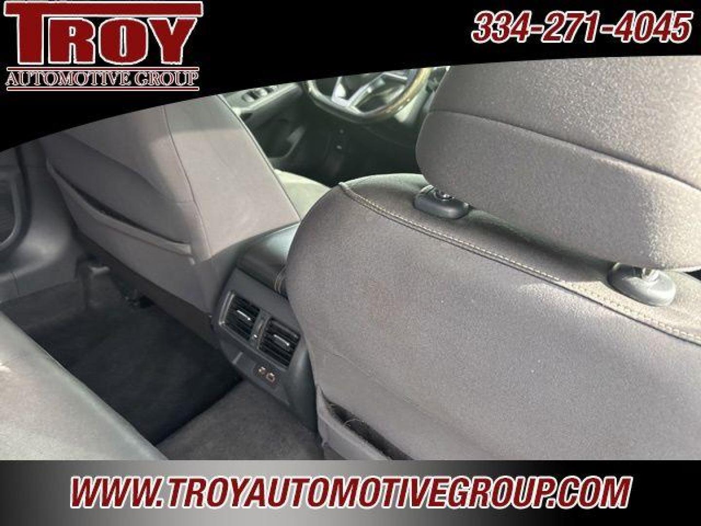 2019 Brilliant Silver Metallic /Charcoal Nissan Altima 2.5 SV (1N4BL4DV4KC) with an 2.5L 4-Cylinder DOHC 16V engine, CVT transmission, located at 6812 Atlanta Hwy, Montgomery, AL, 36117, (334) 271-4045, 32.382118, -86.178673 - Power Sunrrof!! - Photo#27