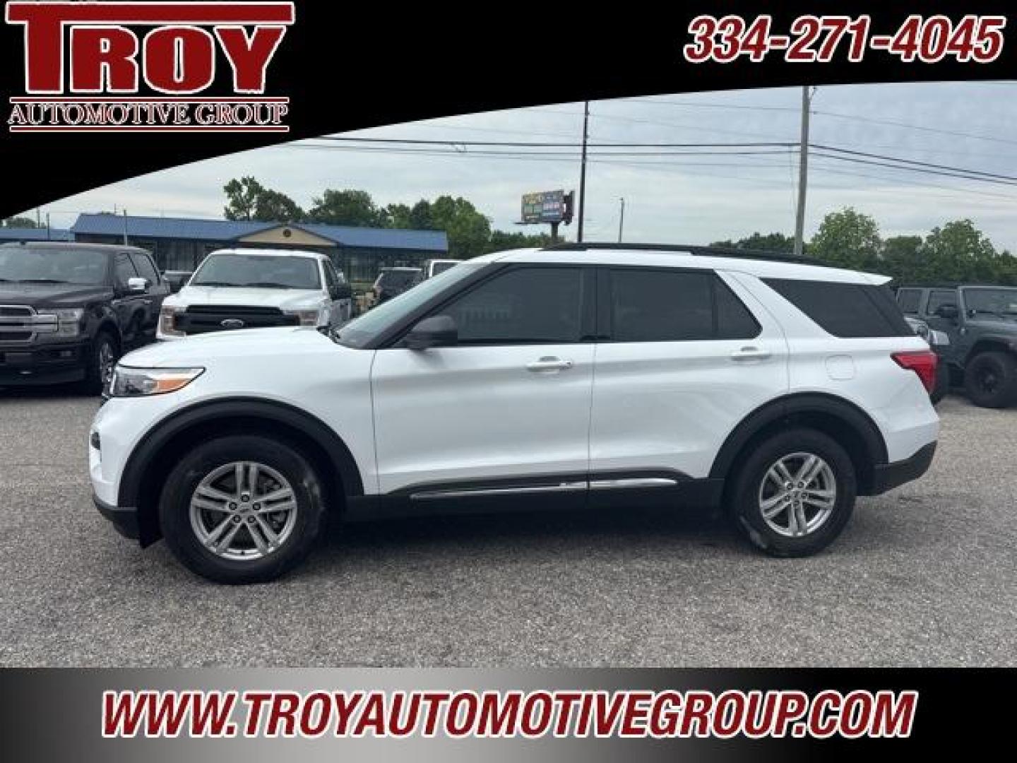 2023 Oxford White /Ebony Ford Explorer XLT (1FMSK8DH0PG) with an 2.3L EcoBoost I-4 engine, Automatic transmission, located at 6812 Atlanta Hwy, Montgomery, AL, 36117, (334) 271-4045, 32.382118, -86.178673 - 1-Owner!! No Accidents!!<br>4 WD!!<br>Heated Seats!!<br>2nd Row Bucket Seats!!<br>3rd Seat!!<br>2- Master Keys!! - Photo#1