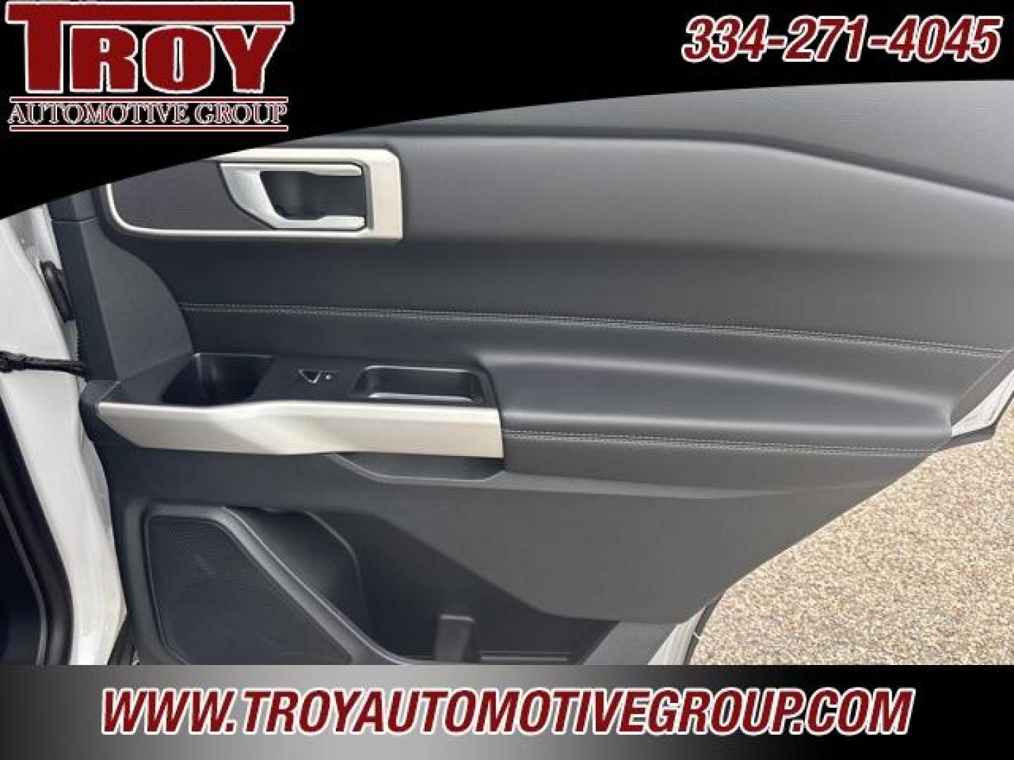 2023 Oxford White /Ebony Ford Explorer XLT (1FMSK8DH0PG) with an 2.3L EcoBoost I-4 engine, Automatic transmission, located at 6812 Atlanta Hwy, Montgomery, AL, 36117, (334) 271-4045, 32.382118, -86.178673 - 1-Owner!! No Accidents!!<br>4 WD!!<br>Heated Seats!!<br>2nd Row Bucket Seats!!<br>3rd Seat!!<br>2- Master Keys!! - Photo#26