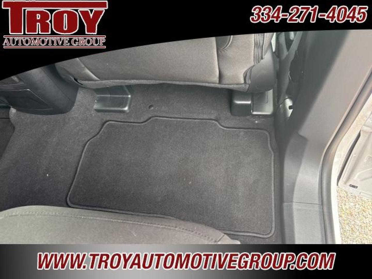 2023 Oxford White /Ebony Ford Explorer XLT (1FMSK8DH0PG) with an 2.3L EcoBoost I-4 engine, Automatic transmission, located at 6812 Atlanta Hwy, Montgomery, AL, 36117, (334) 271-4045, 32.382118, -86.178673 - 1-Owner!! No Accidents!!<br>4 WD!!<br>Heated Seats!!<br>2nd Row Bucket Seats!!<br>3rd Seat!!<br>2- Master Keys!! - Photo#27