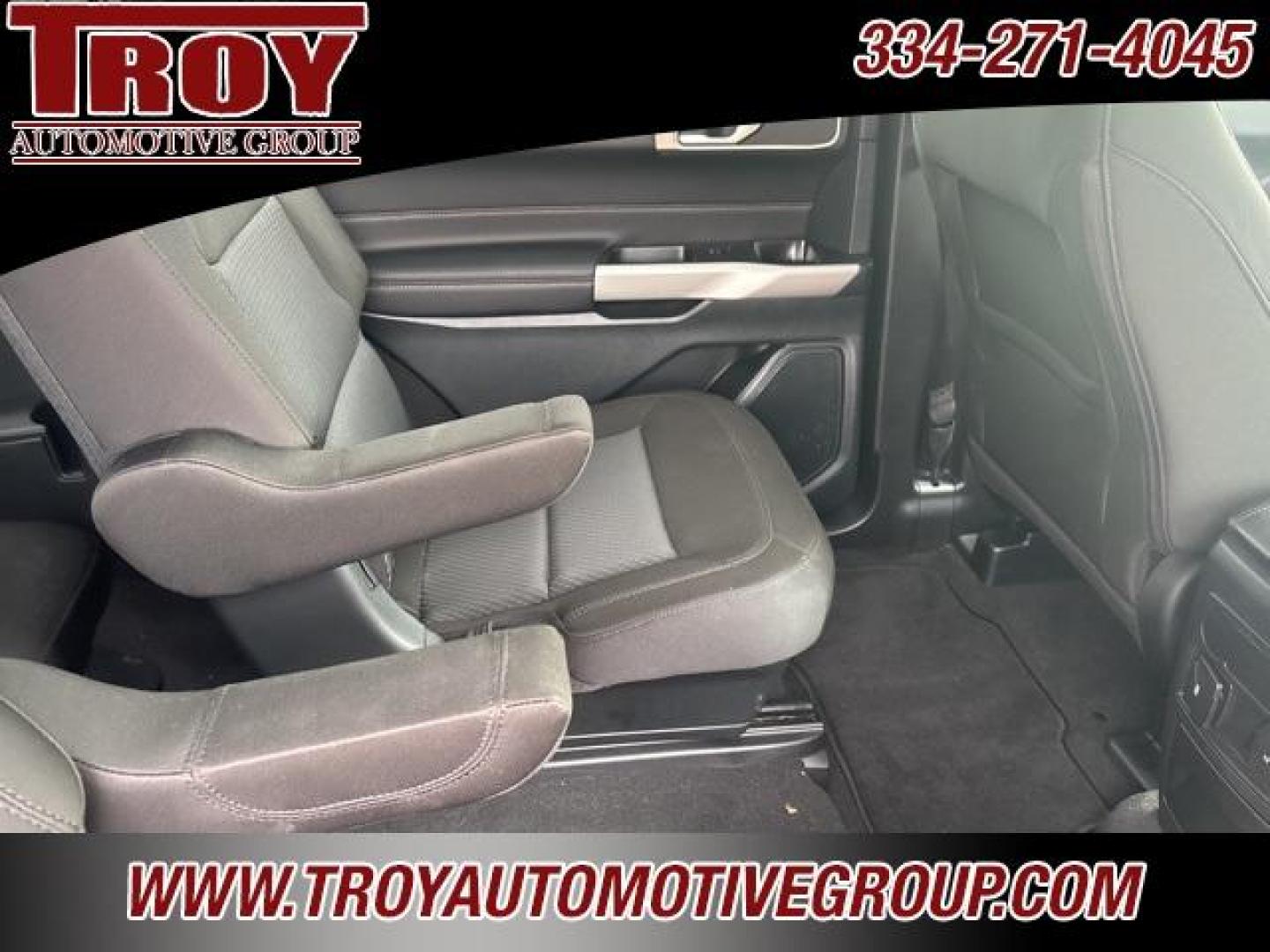 2023 Oxford White /Ebony Ford Explorer XLT (1FMSK8DH0PG) with an 2.3L EcoBoost I-4 engine, Automatic transmission, located at 6812 Atlanta Hwy, Montgomery, AL, 36117, (334) 271-4045, 32.382118, -86.178673 - 1-Owner!! No Accidents!!<br>4 WD!!<br>Heated Seats!!<br>2nd Row Bucket Seats!!<br>3rd Seat!!<br>2- Master Keys!! - Photo#31
