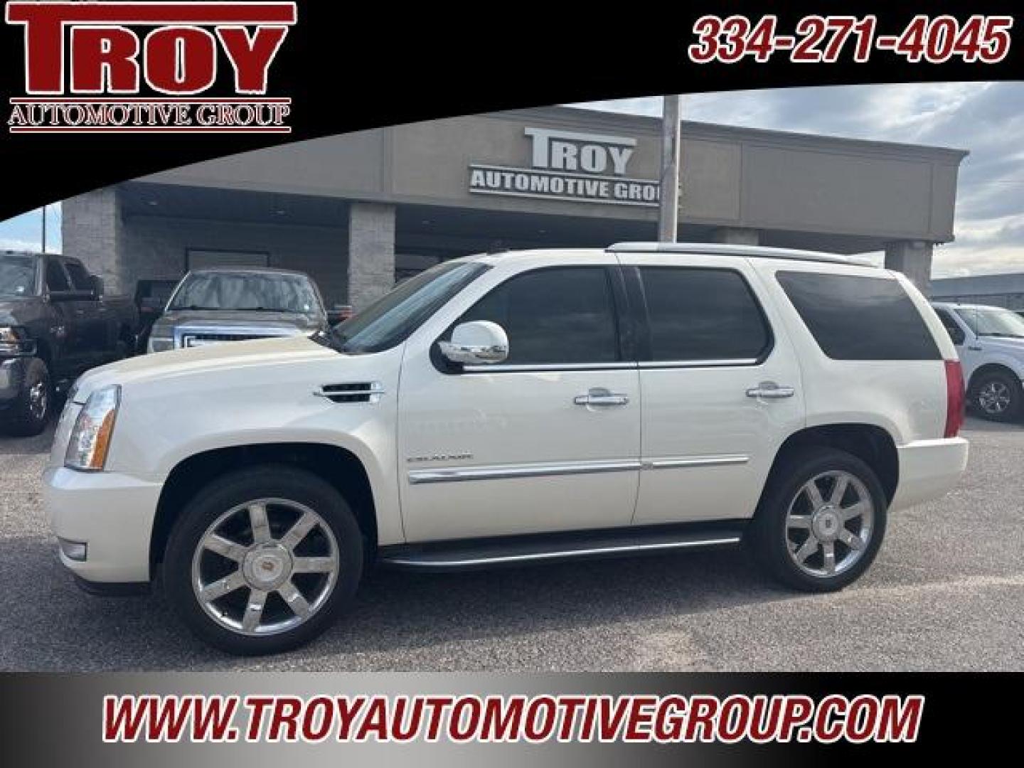 2013 White Diamond Tricoat /Cashmere W/Cocoa Accents Cadillac Escalade Luxury (1GYS3BEF0DR) with an Vortec 6.2L V8 SFI VVT engine, Automatic transmission, located at 6812 Atlanta Hwy, Montgomery, AL, 36117, (334) 271-4045, 32.382118, -86.178673 - Recent Arrival!<br>22 Wheels!!<br>Power Sunroof!!<br>Rear Entertainment Package!!<br>2nd Row Bucket Seats!!<br>3rd Seat!!<br><br>White Diamond Tricoat 2013 Cadillac Escalade Luxury RWD Vortec 6.2L V8 SFI VVT 6-Speed Automatic HD Electronic with Overdrive<br><br>Financing Available---Top Value for Tr - Photo#0