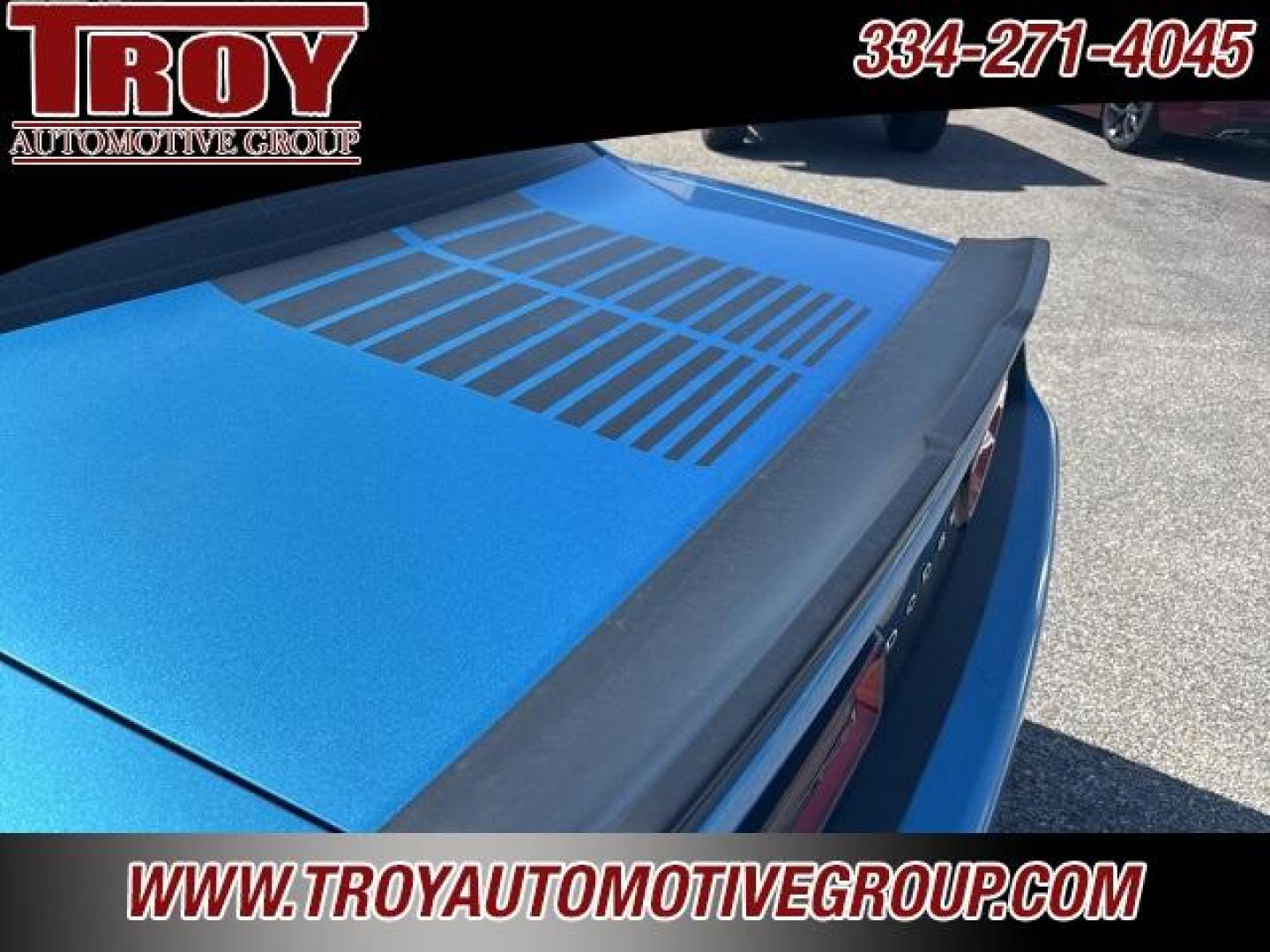 2018 B5 Blue Pearlcoat /Black Dodge Challenger R/T (2C3CDZBT7JH) with an HEMI 5.7L V8 Multi Displacement VVT engine, Automatic transmission, located at 6812 Atlanta Hwy, Montgomery, AL, 36117, (334) 271-4045, 32.382118, -86.178673 - Photo#15
