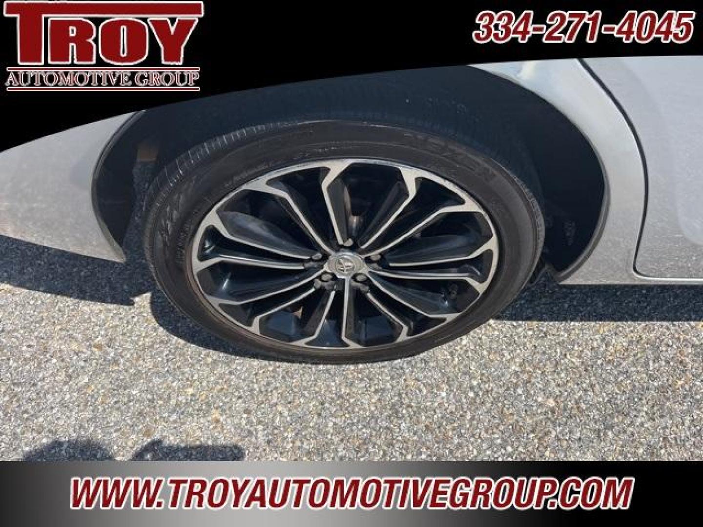 2016 Classic Silver Metallic /Amber/Black Toyota Corolla S (2T1BURHEXGC) with an 1.8L I4 DOHC Dual VVT-i engine, Automatic transmission, located at 6812 Atlanta Hwy, Montgomery, AL, 36117, (334) 271-4045, 32.382118, -86.178673 - Photo#17