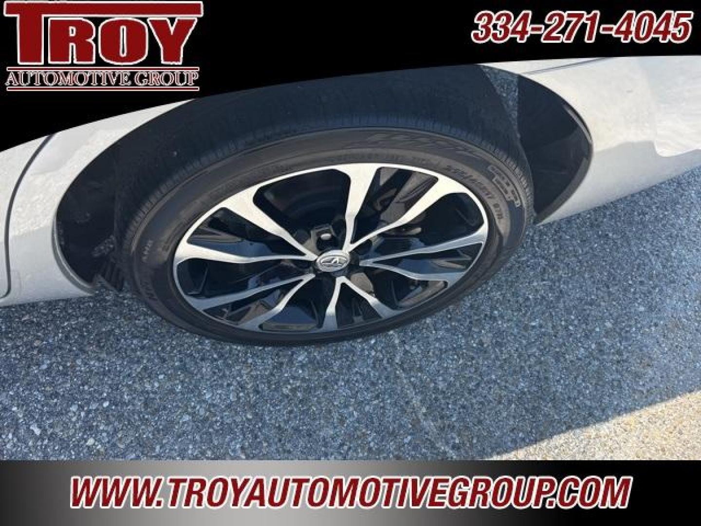 2016 Classic Silver Metallic /Amber/Black Toyota Corolla S (2T1BURHEXGC) with an 1.8L I4 DOHC Dual VVT-i engine, Automatic transmission, located at 6812 Atlanta Hwy, Montgomery, AL, 36117, (334) 271-4045, 32.382118, -86.178673 - Photo#20