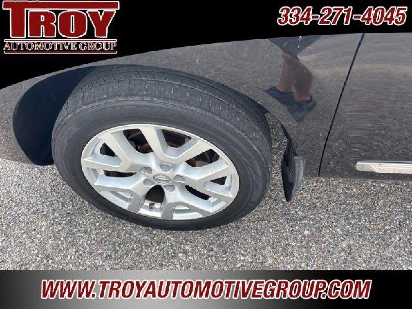 2012 Super Black /Black Nissan Rogue SL (JN8AS5MT9CW) with an 2.5L I4 DOHC 16V engine, CVT transmission, located at 6812 Atlanta Hwy, Montgomery, AL, 36117, (334) 271-4045, 32.382118, -86.178673 - Super Black 2012 Nissan Rogue SL FWD 2.5L I4 DOHC 16V CVT<br><br>Financing Available---Top Value for Trades.<br><br>23/28 City/Highway MPG - Photo#18